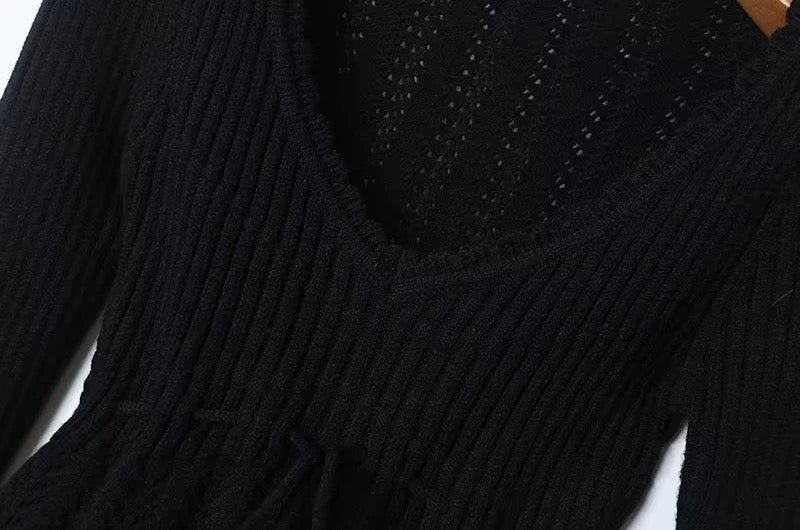 NEVA KNITTED BLOUSE