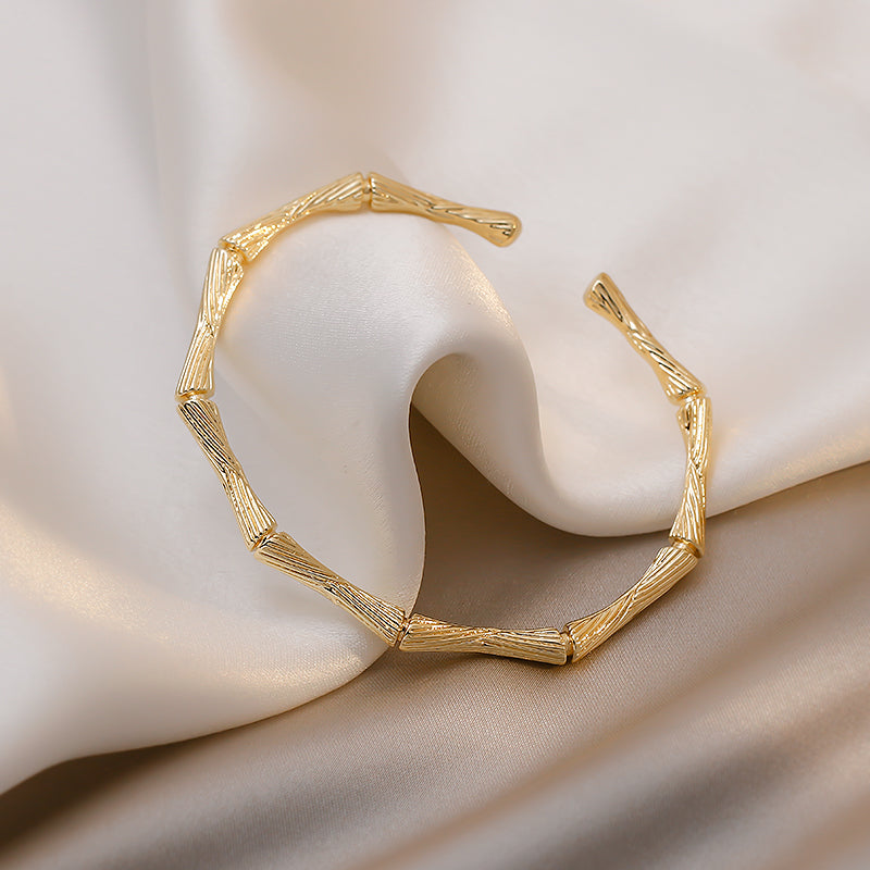ZARIAH BRACELET