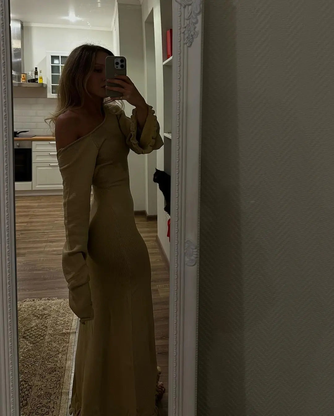 SOLENIE KNIT MAXI DRESS