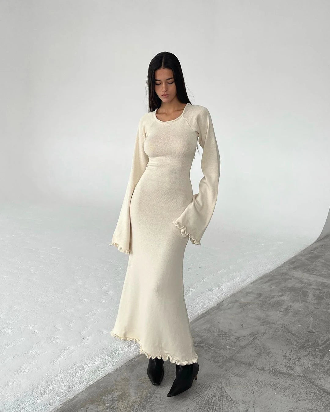 SOLENIE KNIT MAXI DRESS