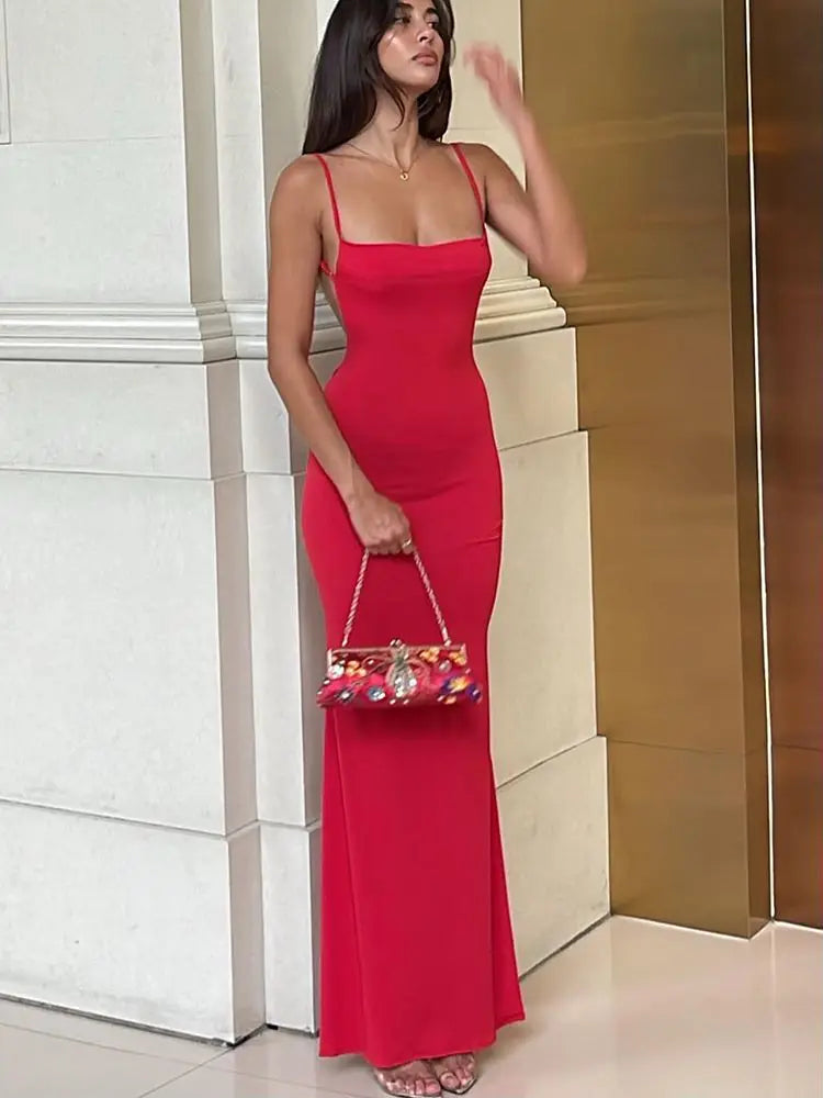 ELBA BACKLESS MAXI DRESS