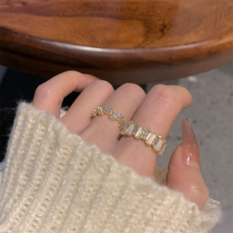 ZOEY RING
