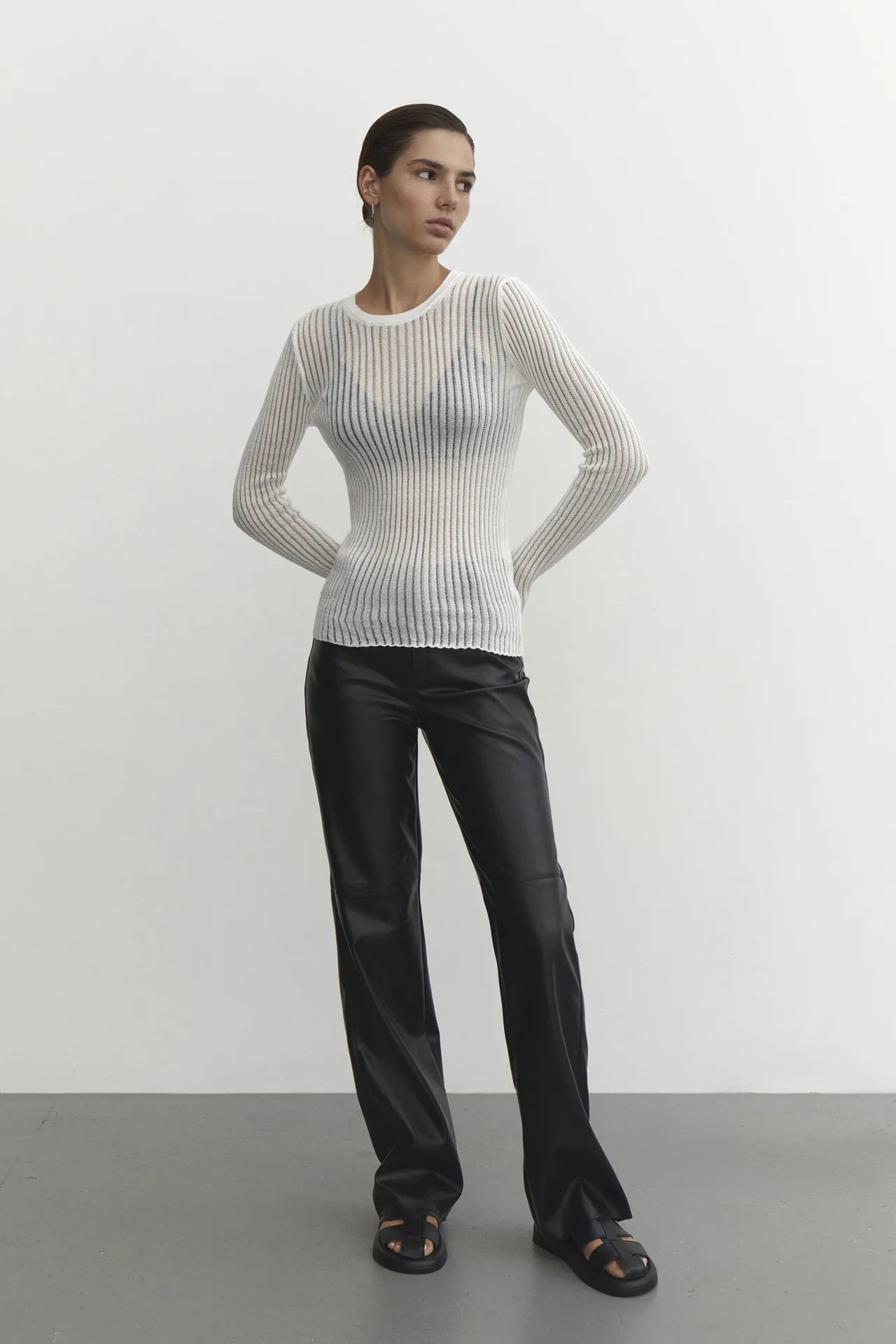 NORA KNIT TOP